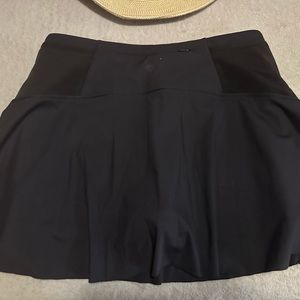 Athleta woman’s tennis skirt Size S